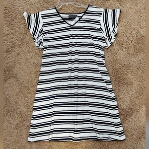 DUFFIELD LANE Cass Tshirt V-neck Dress